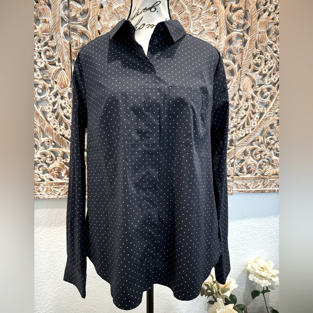 H&M Woman’s Soft Cotton Navy Blue Button Down Long Sleeve Shirt- size 10